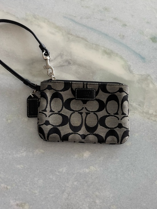 Coach Handbags - Coach Black & Tan Signature Canvas Wristlet